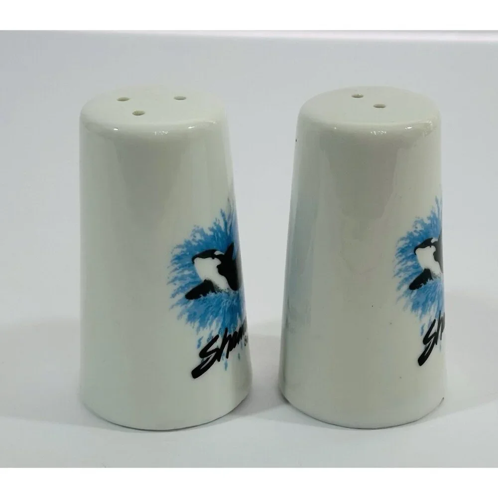 Sea World Amusement Park Shamu Killer Whale Salt & Pepper Shakers Ceramic Vtg - Picture 4 of 8
